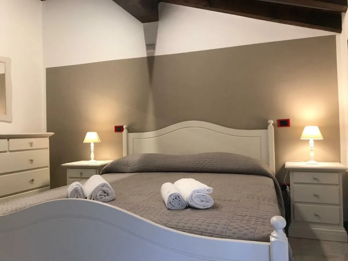 Anfite Apartments Aleardi Peschiera del Garda Italy